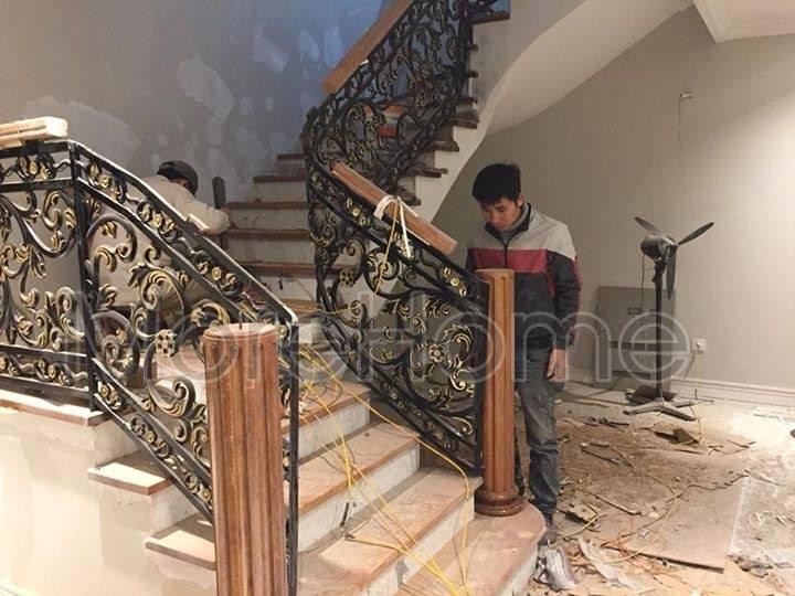 Thi công cầu thang gỗ xoắn ốc